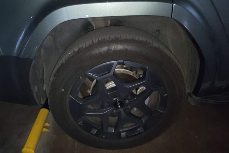 Used Formula Leopard Titanium 7 2025 Model 190 km Four-Wheel Drive Ultra Edition Right Front Wheel Hub