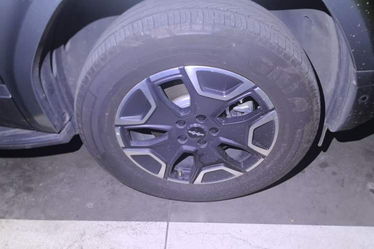 Used Formula Leopard Titanium 7 2025 Model 200 km Two-Wheel Drive Max Edition Right Front Wheel Hub