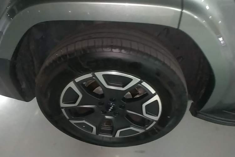 Used Formula Leopard Titanium 7 2025 Model 200 km Two-Wheel Drive Max Edition Right Rear Wheel Hub