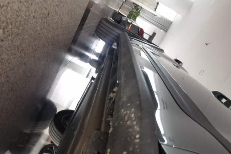 Used Formula Leopard Titanium 7 2025 Model 200 km Two-Wheel Drive Max Edition Right Side Sill