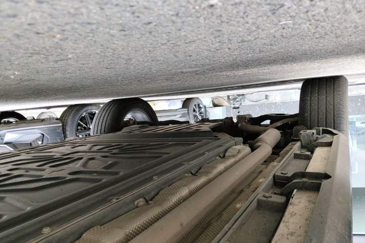 Used Formula Leopard Titanium 7 2025 Model 190 km Four-Wheel Drive Ultra Edition Right Side Sill