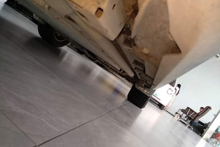 Used Formula Leopard Titanium 7 2025 Model 200 km Two-Wheel Drive Max Edition Right Side Sill