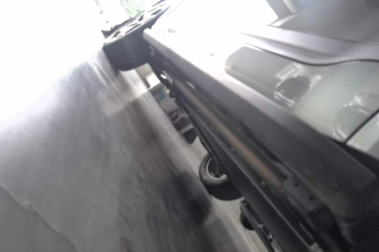 Used Formula Leopard Titanium 7 2025 Model 190 km Four-Wheel Drive Ultra Edition Right Side Sill