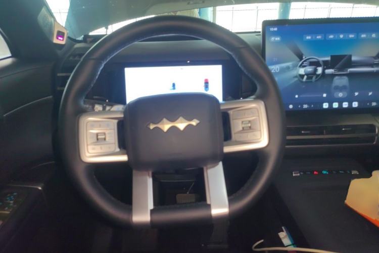 Used Formula Leopard Titanium 7 2025 Model 190 km Four-Wheel Drive Ultra Edition Steering Wheel