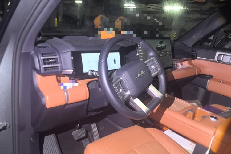 Used Formula Leopard Titanium 7 2025 Model 200 km Two-Wheel Drive Max Edition Steering Wheel