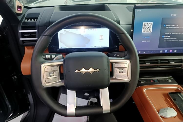 Used Formula Leopard Titanium 7 2025 Model 190 km Four-Wheel Drive Ultra Edition Steering Wheel