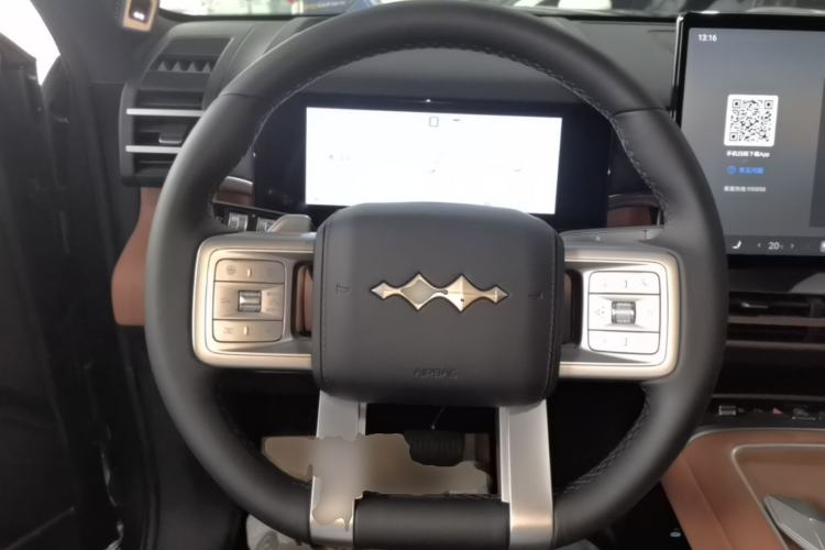 Used Formula Leopard Titanium 7 2025 Model 190 km Four-Wheel Drive Ultra Edition Steering Wheel
