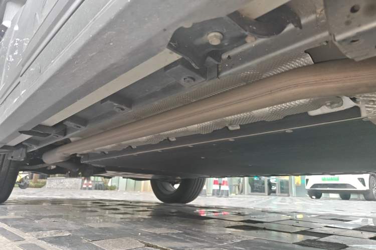 Used Formula Leopard Titanium 7 2025 Model 190 km Four-Wheel Drive Ultra Edition Chassis Front Right