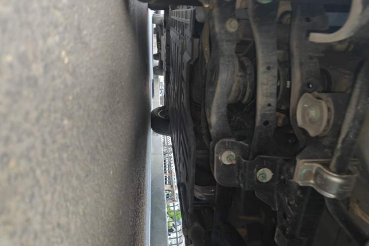 Used Formula Leopard Titanium 7 2025 Model 200 km Two-Wheel Drive Max Edition Chassis Rear Left