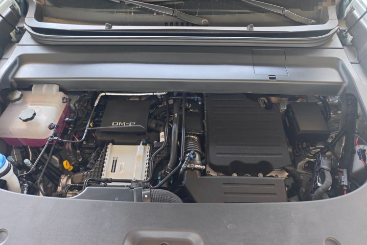 Used Formula Leopard Titanium 7 2025 Model 190 km Four-Wheel Drive Ultra Edition Engine Bay