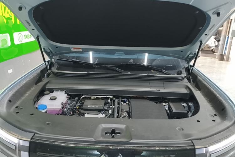 Used Formula Leopard Titanium 7 2025 Model 190 km Four-Wheel Drive Ultra Edition Engine Bay