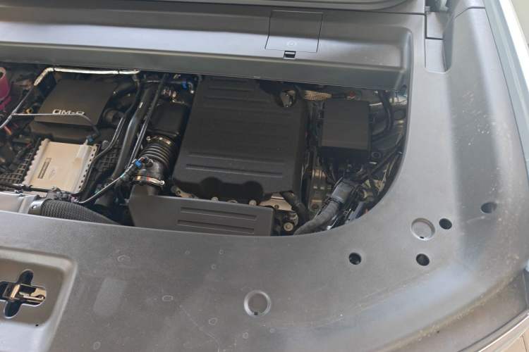 Used Formula Leopard Titanium 7 2025 Model 190 km Four-Wheel Drive Ultra Edition Engine Bay Left