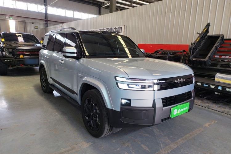 Used Formula Leopard Titanium 7 2025 Model 190 km Four-Wheel Drive Ultra Edition Front Right 45 Deg