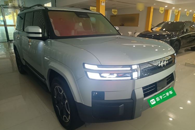 Used Formula Leopard Titanium 7 2025 Model 200 km Two-Wheel Drive Max Edition Front Right 45 Deg