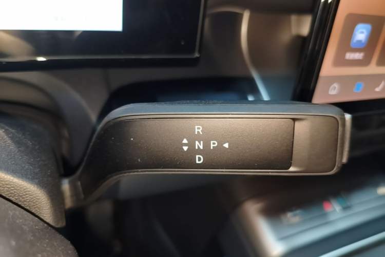 Used Formula Leopard Titanium 7 2025 Model 190 km Four-Wheel Drive Ultra Edition Gear Lever