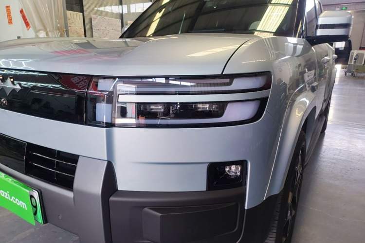 Used Formula Leopard Titanium 7 2025 Model 190 km Four-Wheel Drive Ultra Edition Left Front Headlight