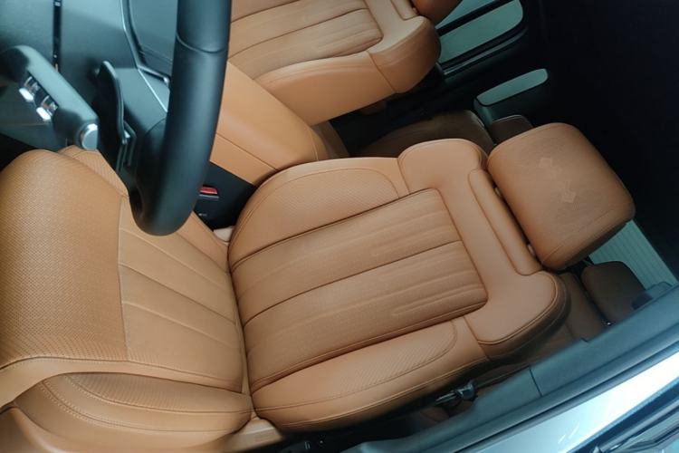 Used Formula Leopard Titanium 7 2025 Model 190 km Four-Wheel Drive Ultra Edition Left Front Seat