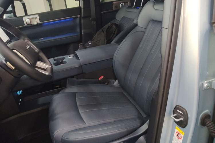 Used Formula Leopard Titanium 7 2025 Model 190 km Four-Wheel Drive Ultra Edition Left Front Seat