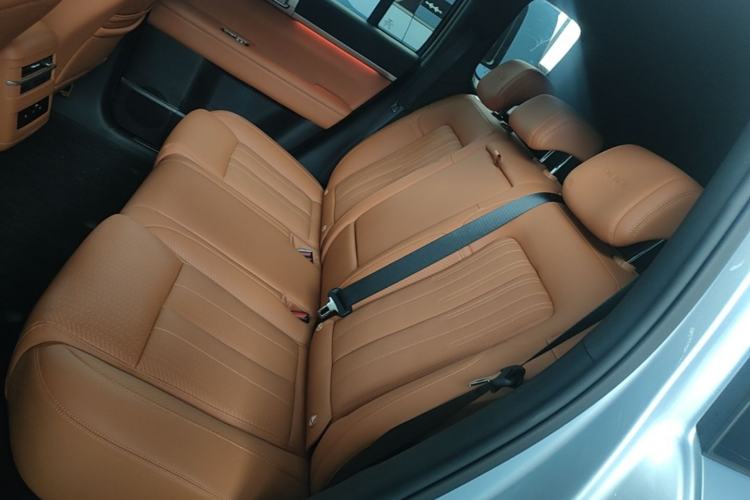 Used Formula Leopard Titanium 7 2025 Model 190 km Four-Wheel Drive Ultra Edition Left Rear Seat