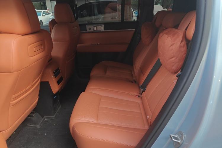 Used Formula Leopard Titanium 7 2025 Model 200 km Two-Wheel Drive Max Edition Left Rear Seat