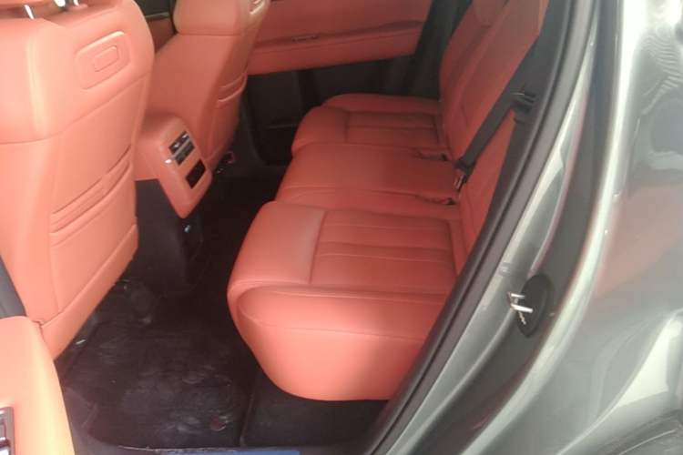Used Formula Leopard Titanium 7 2025 Model 190 km Four-Wheel Drive Ultra Edition Left Rear Seat