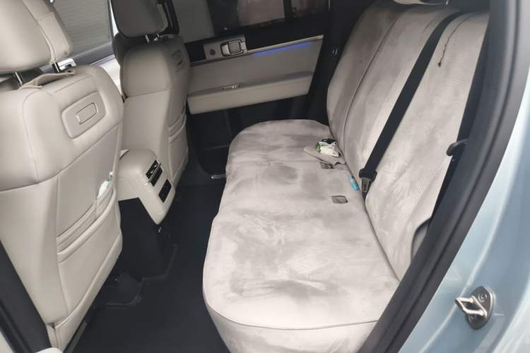 Used Formula Leopard Titanium 7 2025 Model 200 km Two-Wheel Drive Max Edition Left Rear Seat