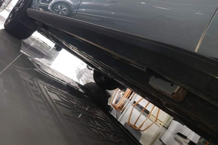 Used Formula Leopard Titanium 7 2025 Model 190 km Four-Wheel Drive Ultra Edition Left Side Sill