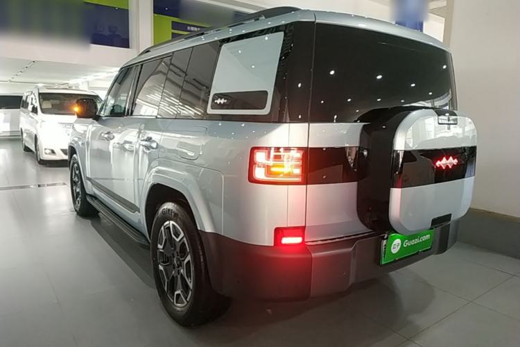 Used Formula Leopard Titanium 7 2025 Model 200 km Two-Wheel Drive Max Edition Rear Left 45 Deg
