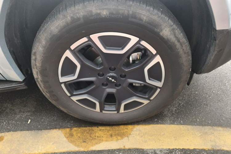 Used Formula Leopard Titanium 7 2025 Model 200 km Two-Wheel Drive Max Edition Right Front Wheel Hub