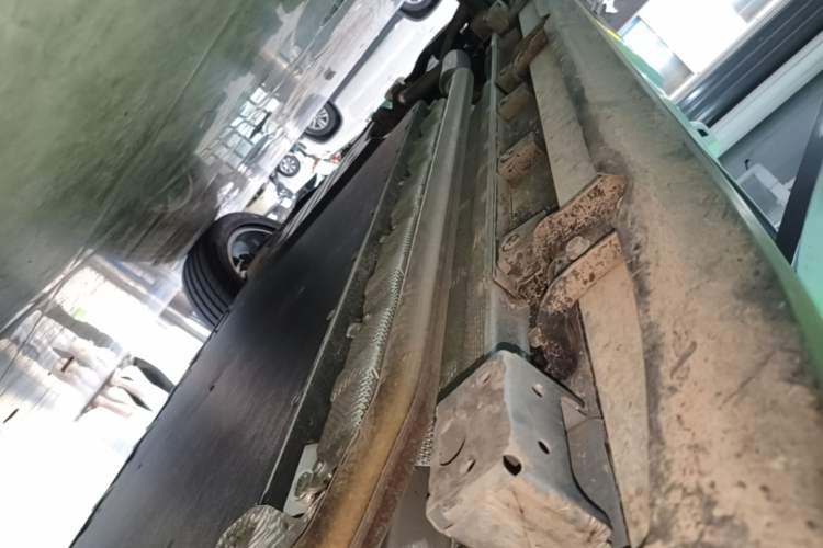 Used Formula Leopard Titanium 7 2025 Model 190 km Four-Wheel Drive Ultra Edition Right Side Sill