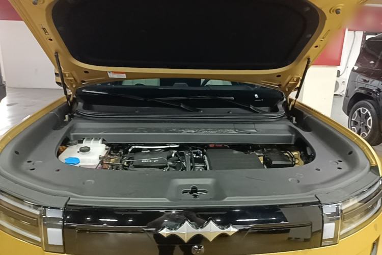 Used Formula Leopard Titanium 7 2025 Model 190 km Four-Wheel Drive Ultra Edition Engine Bay