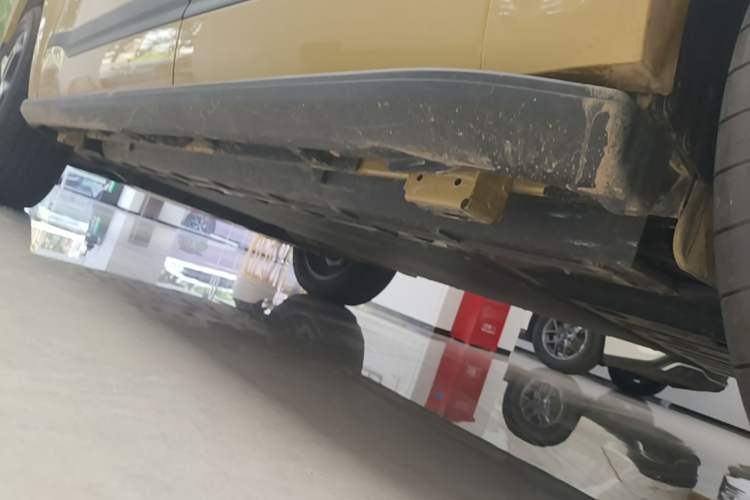 Used Formula Leopard Titanium 7 2025 Model 190 km Four-Wheel Drive Ultra Edition Left Side Sill