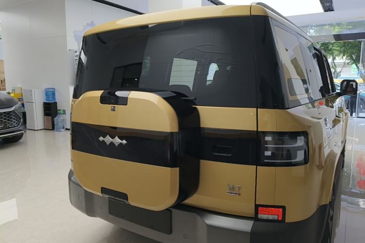 Used Formula Leopard Titanium 7 2025 Model 190 km Four-Wheel Drive Ultra Edition Rear