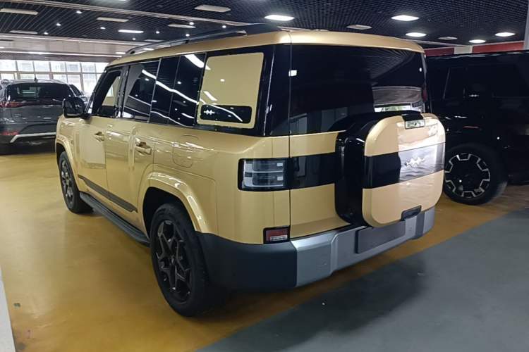 Used Formula Leopard Titanium 7 2025 Model 190 km Four-Wheel Drive Ultra Edition Rear Left 45 Deg
