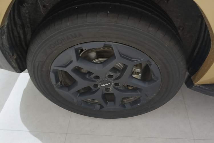 Used Formula Leopard Titanium 7 2025 Model 190 km Four-Wheel Drive Ultra Edition Right Rear Wheel Hub