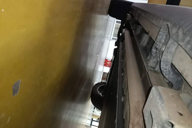 Used Formula Leopard Titanium 7 2025 Model 190 km Four-Wheel Drive Ultra Edition Right Side Sill