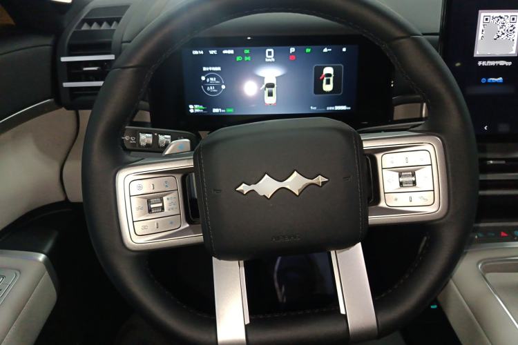 Used Formula Leopard Titanium 7 2025 Model 190 km Four-Wheel Drive Ultra Edition Steering Wheel