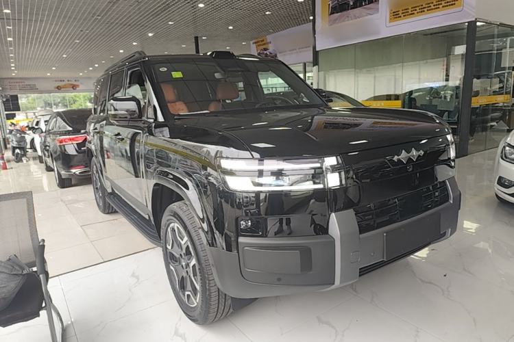 Used Formula Leopard Titanium 7 2026 Model EV 675KM Rear-Drive Flash-Charging Edition Front Right 45 Deg