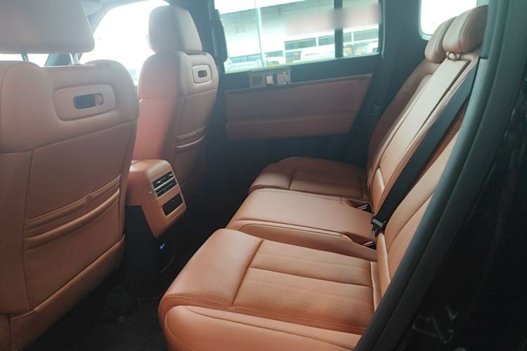 Used Formula Leopard Titanium 7 2026 Model EV 675KM Rear-Drive Flash-Charging Edition Left Rear Seat