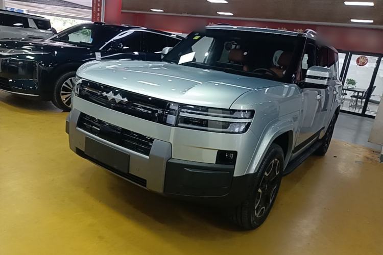 Formula Leopard Used Formula Leopard Titanium 7 2025 Model 200 km Two-Wheel Drive Max ...