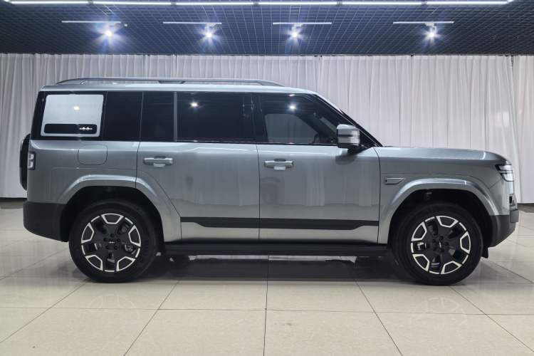 Used Formula Leopard Titanium 7 2026 Model EV 675KM Rear-Drive Flash-Charging Edition Exterior 3