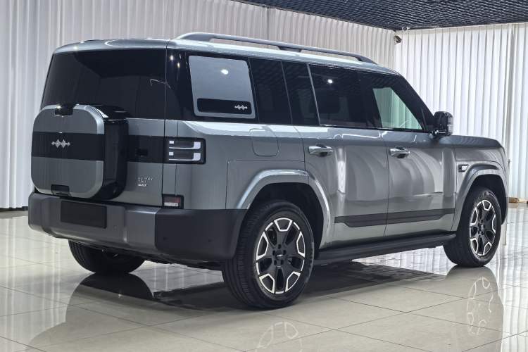 Used Formula Leopard Titanium 7 2026 Model EV 675KM Rear-Drive Flash-Charging Edition Exterior 4