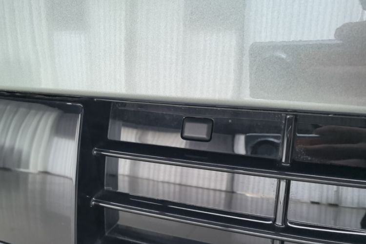 Used Formula Leopard Titanium 7 2026 Model EV 675KM Rear-Drive Flash-Charging Edition Interior 7