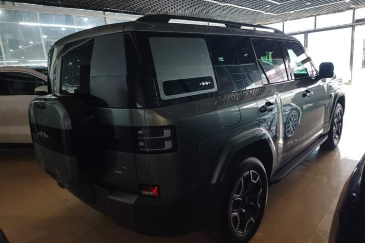 Used Formula Leopard Titanium 7 2026 Model EV 675KM Rear-Drive Flash-Charging Edition Rear Right 45 Deg