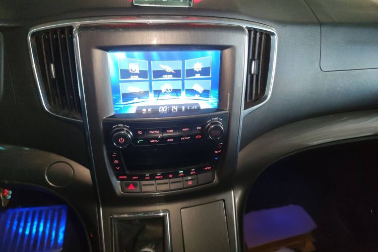 Used FORTHING CM7 2014 2.0T Manual Flagship Edition Audio And AC Panel