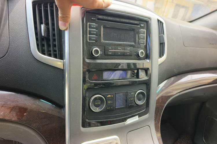 Used FORTHING CM7 2014 2.4L Manual Business Edition Audio And AC Panel