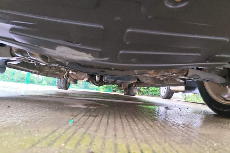 Used FORTHING CM7 2014 2.4L Manual Executive Model Chassis Front