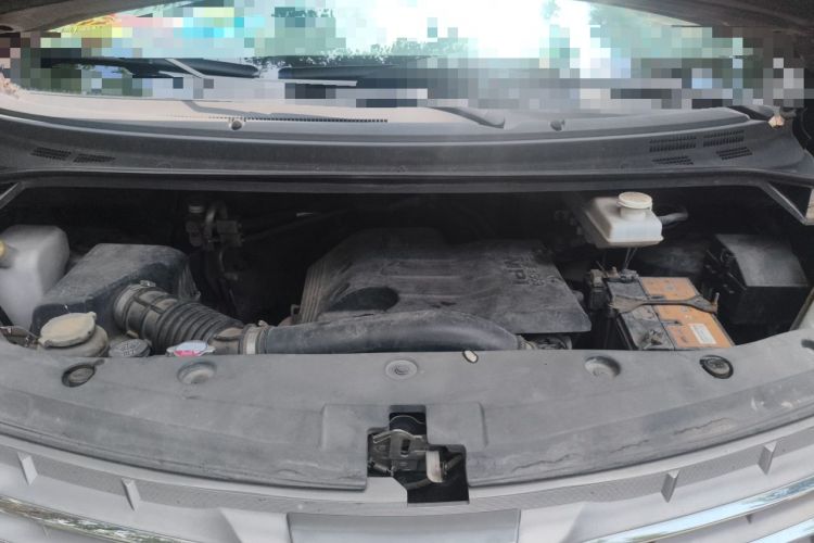 Used FORTHING CM7 2014 2.4L Manual Executive Model Engine Bay