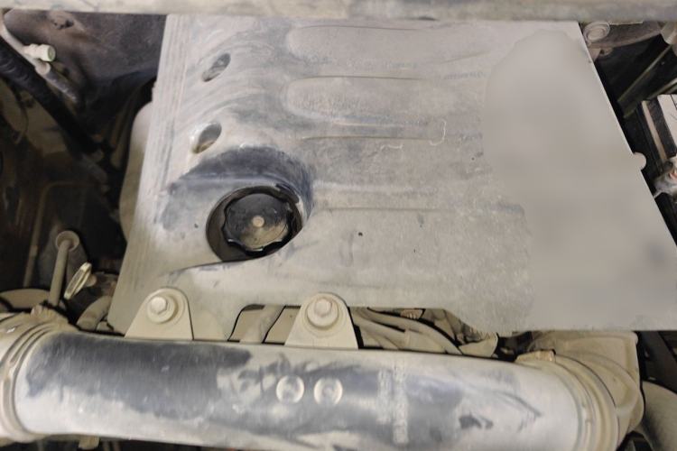 Used FORTHING CM7 2014 2.4L Manual Executive Model Engine Bay