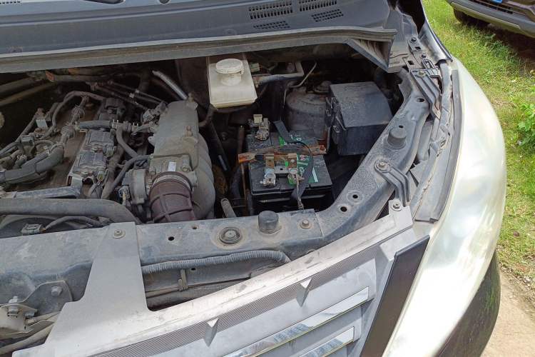 Used FORTHING CM7 2014 2.0T Manual Flagship Edition Engine Bay Left
